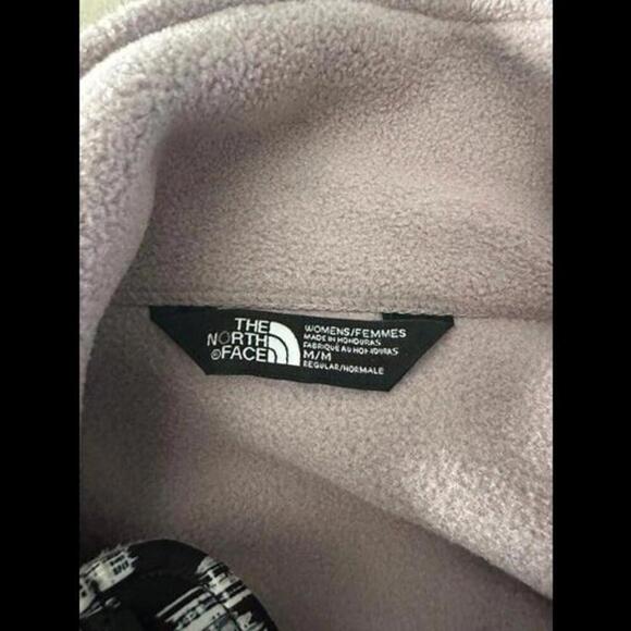 The North Face Women's Fleece Jacket - Size M, Lilac with Black & White Print - Picture 2 of 4